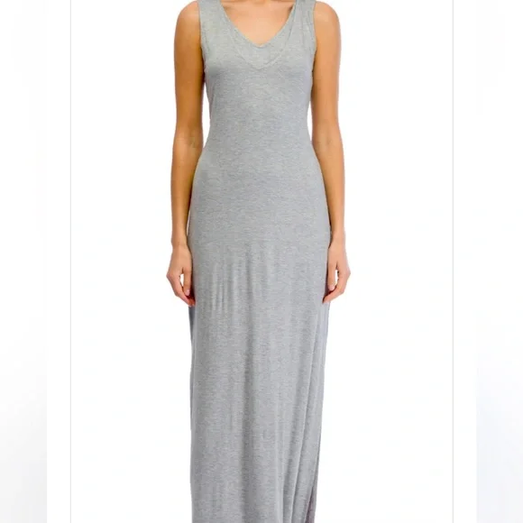 bobeau maxi dress Bobeau Venice V-Neck Maxi Dress - Grey